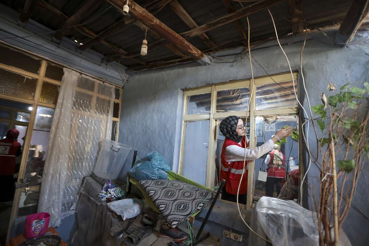 Konya’da engelli kız ve babasına yürek ısıtan dokunuş 1